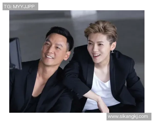 吴彦祖与足球明星同框高清照片展现运动魅力与时尚风范